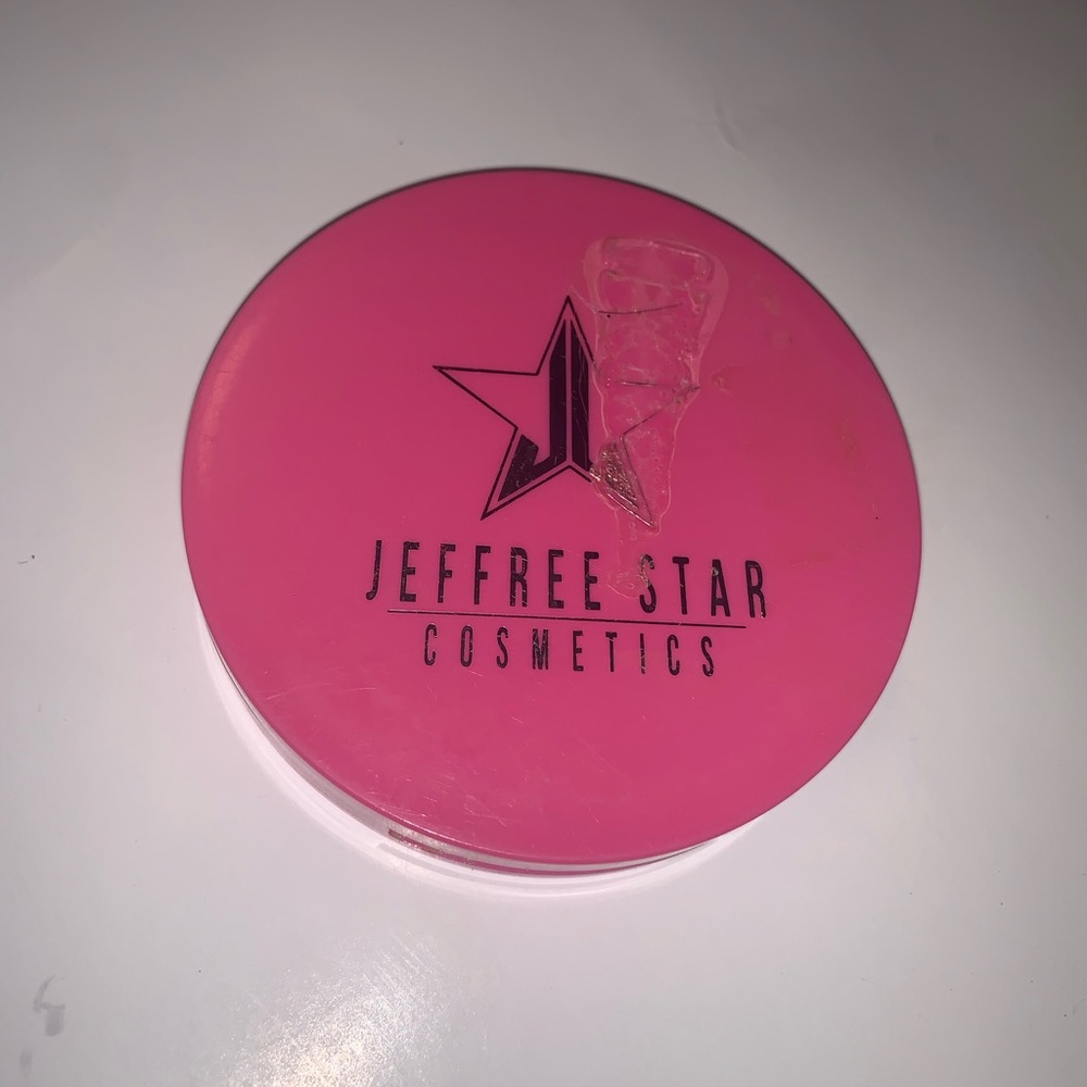 JEFFREE STAR COSMETICS (used)
Skin Frost